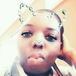 Meet your Posher, Alisha